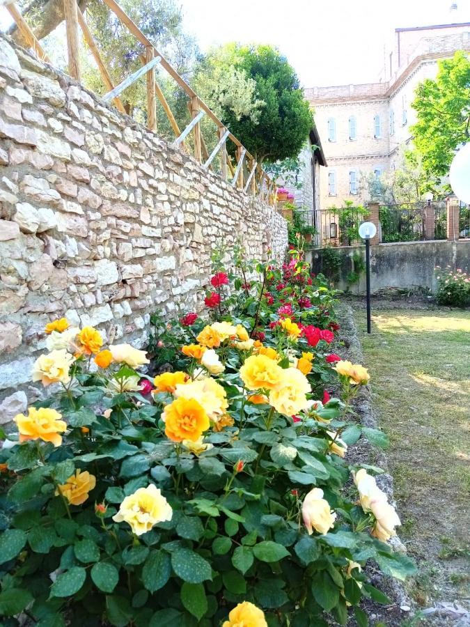 Residenza Messer Pajola Assisi Exterior photo